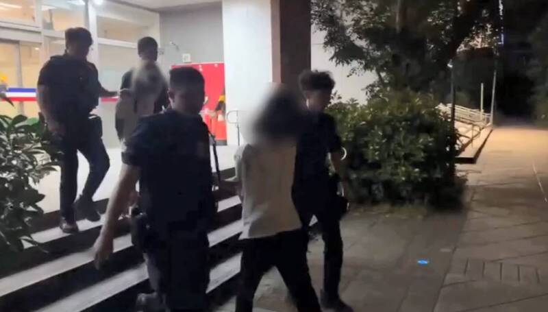 少年公園抽菸揪出他是詐團收水手 警守株待兔再逮取款車手
