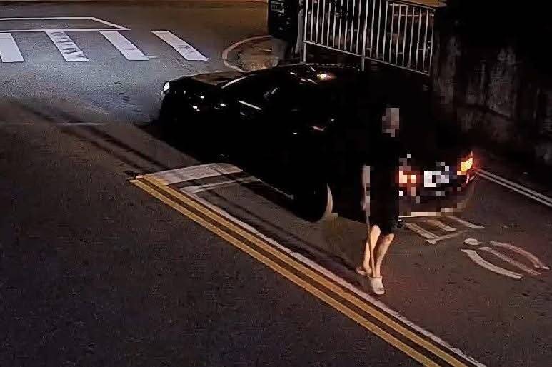 酒駕還攜毒！醉男不滿被閃燈、持木棍攔車拒檢 警扣車偵辦