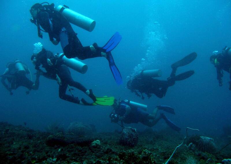 一名台籍遊客與一名居住在沖繩的台籍潛水教練，8月31日潛水時不幸發身意外身亡。圖為潛水示意圖，非新聞當事人。（歐新社）
