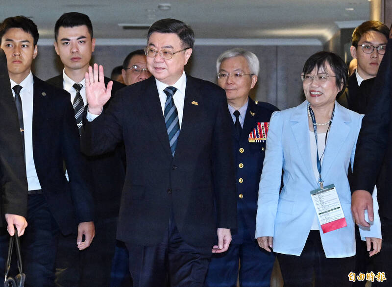 民眾黨走讀衝撞8官警受傷 卓榮泰：維護公權力不容受到挑戰