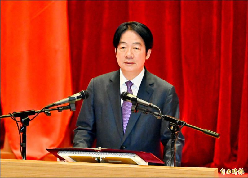 賴清德總統昨出席軍人節暨全民國防教育日表揚大會致詞時表示，唯有強化國防戰力，落實全民團結，才能夠真正守護國家主權與民主自由人權。（記者田裕華攝）