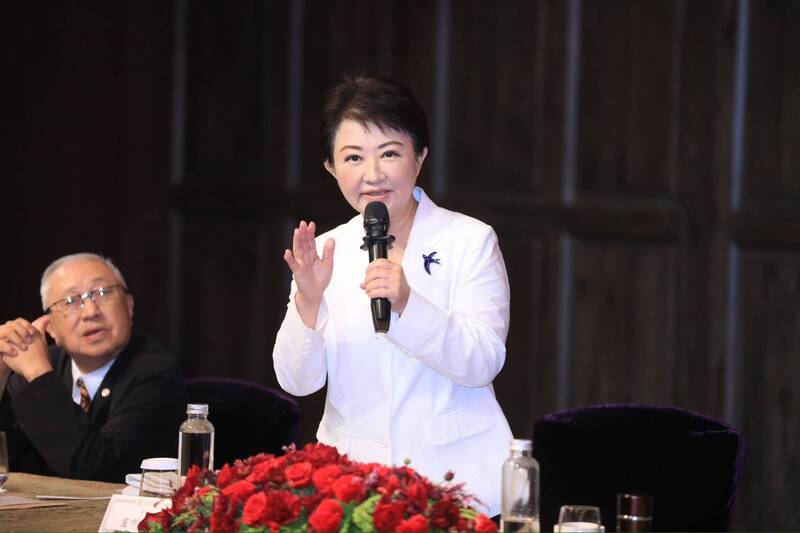 出席工商協進會理監事會議  盧秀燕喊民意領航「政府要跟上」