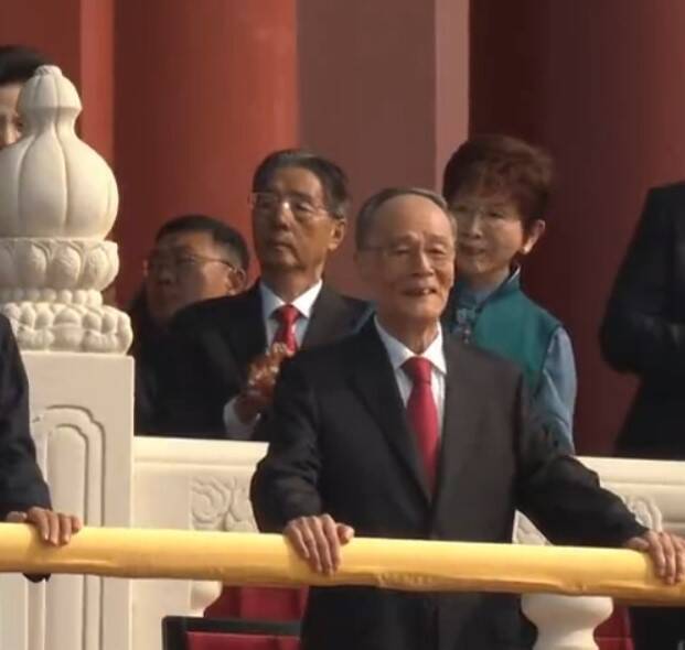 洪秀柱出席93大閱兵 國民黨：最高原則應視是否符合法律規範
