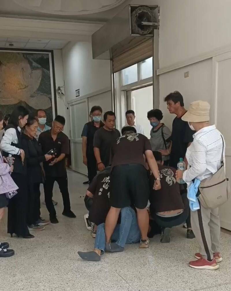 竹市殯儀館燒錯遺體 議員陳痛批市府沒大人、螺絲掉滿地