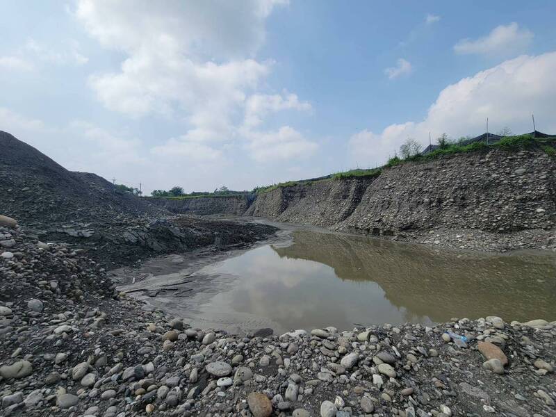柯志恩質疑美濃「大峽谷」處置無下文 高市府：已命回填整復並移送