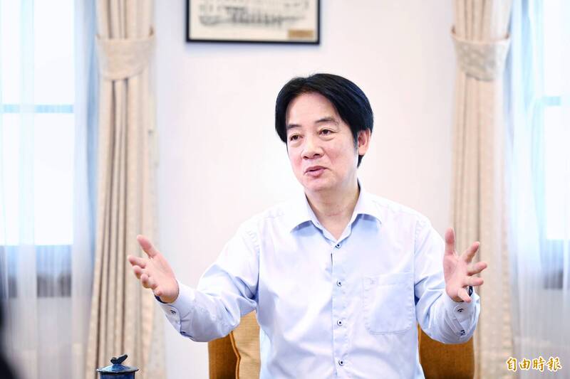 賴清德總統接受自由時報專訪時提及前總統蔣經國過去「堅守民主陣容」主張，強調中國問題不單是台灣的問題，已經是世界的問題。（記者方賓照攝）