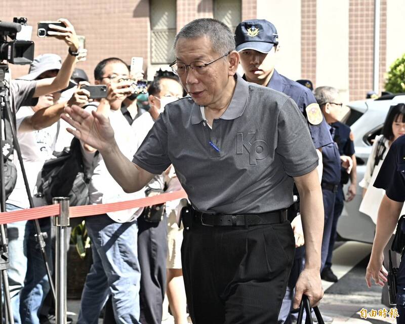 柯文哲嗆「檢察官什麼都沒查到」 黃帝穎曝小草支持阿北參選2028總統法律精算