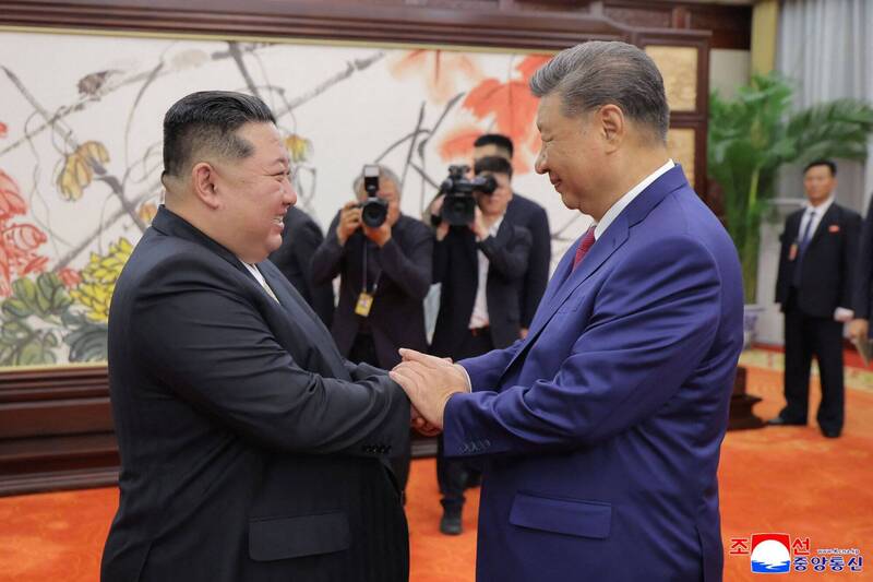 攜手推動社會主義！習近平致電金正恩祝賀北韓建政77週年