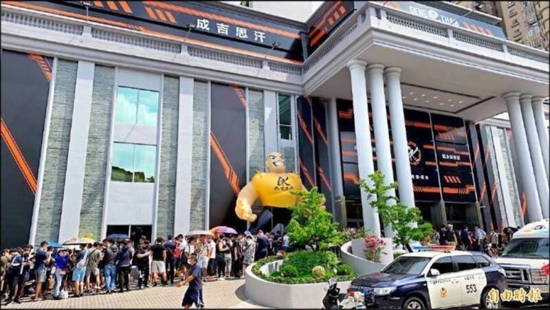 館長出事了！女子在成吉思汗健身房重訓突不適倒地 送醫急救