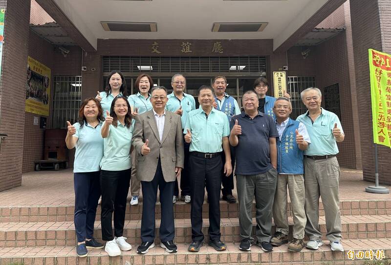 高雄仁武長者反詐宣導  老縣長余政憲出馬