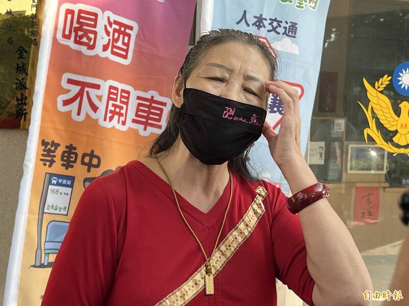 「馬老師」說，她的身心受到嚴重打擊，相信公道自在人心。（記者吳正庭攝）