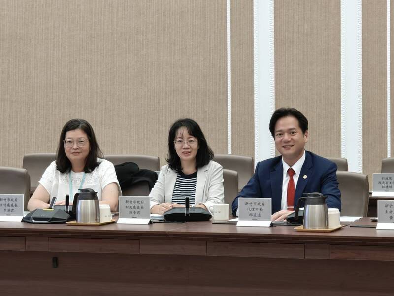卓揆邀縣市長談新版財劃法 竹代市長邱臣遠：明年增213億獲合理分配