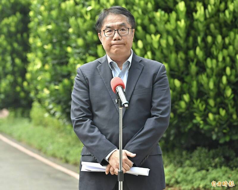 藍委指政院沒提財劃法版本 黃偉哲嗆：有提你們會照做嗎？