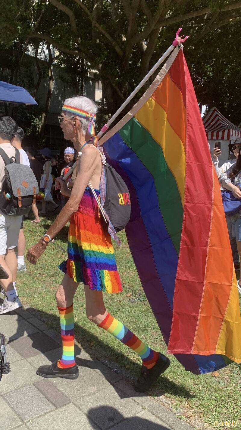 新竹首屆同志遊行Ｘ彩虹文化祭 2000多人參與展現多元性別族群共融