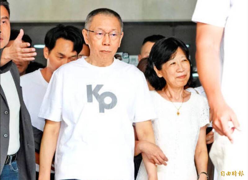 稱柯文哲夫妻毫無法律常識 李忠憲嘆被算計「當了別人棋子」
