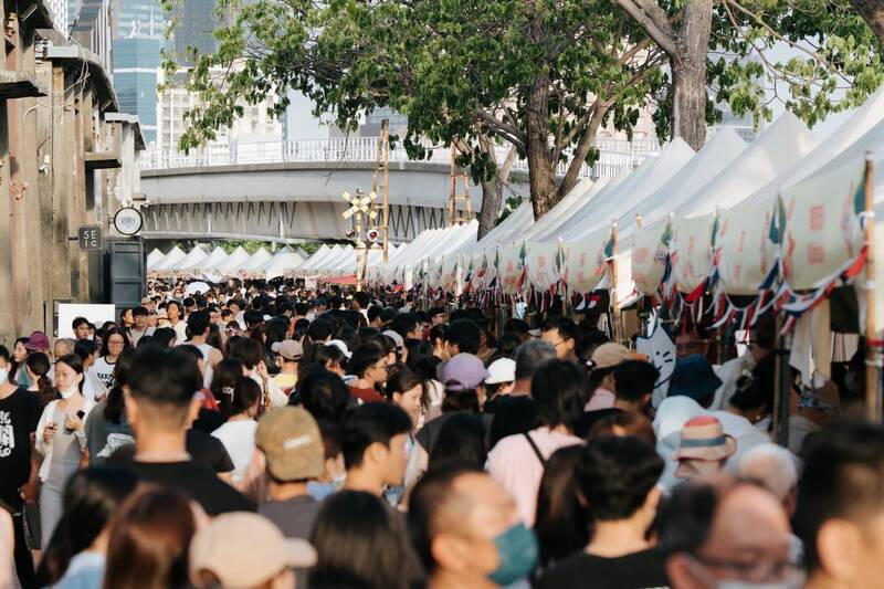 高雄拓展城市外交成果豋上澳洲智庫專欄，正面評價高雄透過城市締盟、教育等多元互動模式，走在城市外交最前線。（行國處提供）