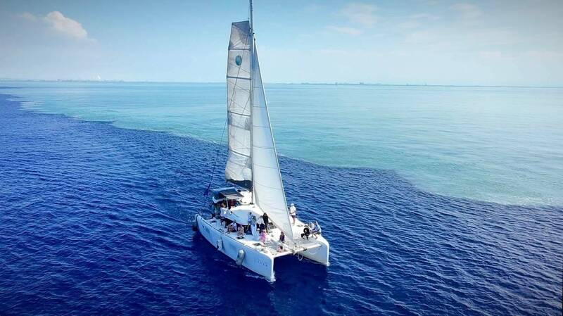 東琉海域連2天罕見絕美陰陽海 遊客幸運搶拍