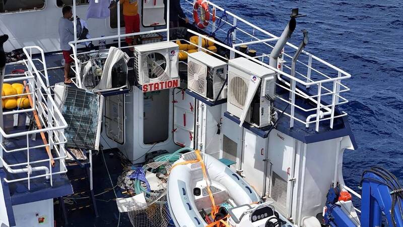 菲律賓公務船遭中國海警水砲攻擊 1船員受傷