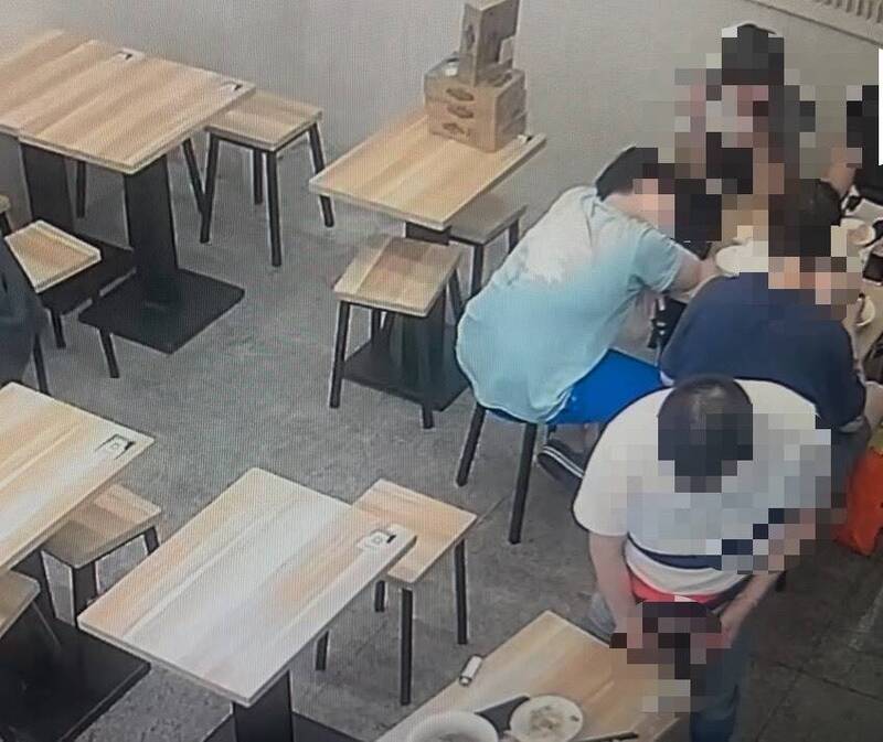 到當歸鴨店脫褲露鳥小便 醉男妨害風化送辦
