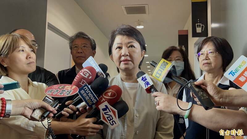 盧秀燕稱中捷藍線補助大砍96％ 行政院打臉：挹注台中創新高