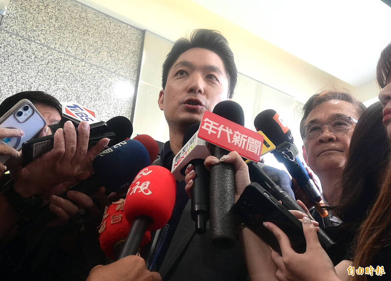 徐國勇不認台灣光復節稱蔣介石「軍閥」 蔣萬安怒：賴清德是哪國總統？