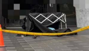 老翁墜樓身亡，警方初步排除他殺。（讀者提供）