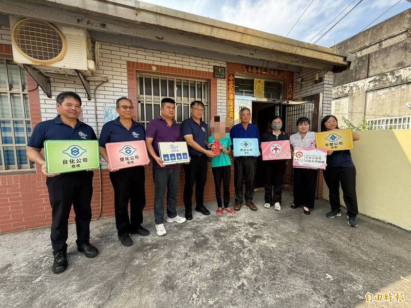 結合紅十字會送暖 台塑深入彰雲7鄉鎮逾千戶送上秋節佳禮