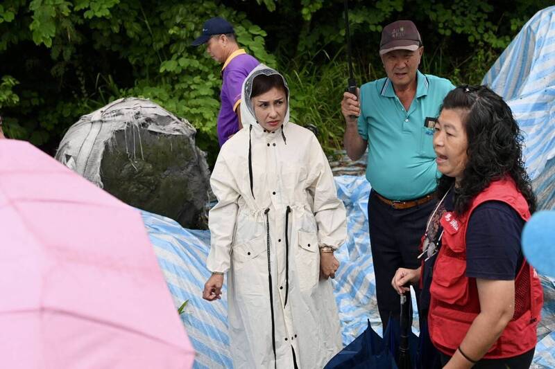 會勘馬頭山廢棄物 邱議瑩提2主張要求高市環局限期處理