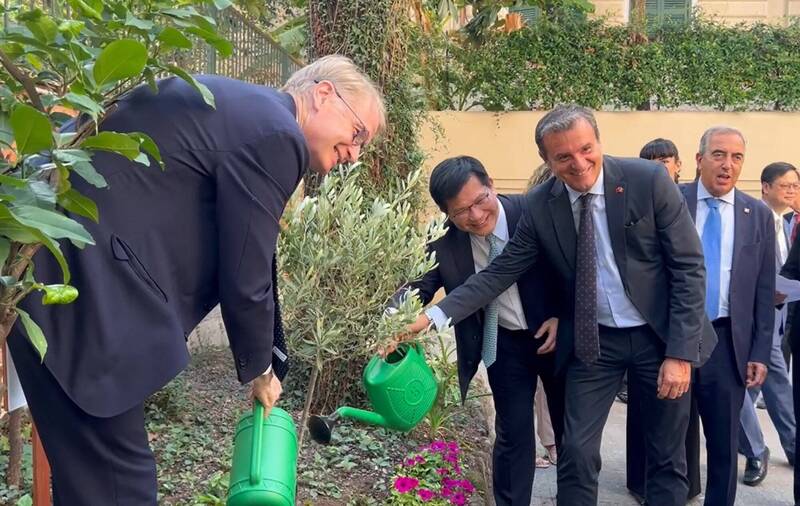 林佳龍訪義掀挺台潮  副議長錢益友籲確保台海現狀