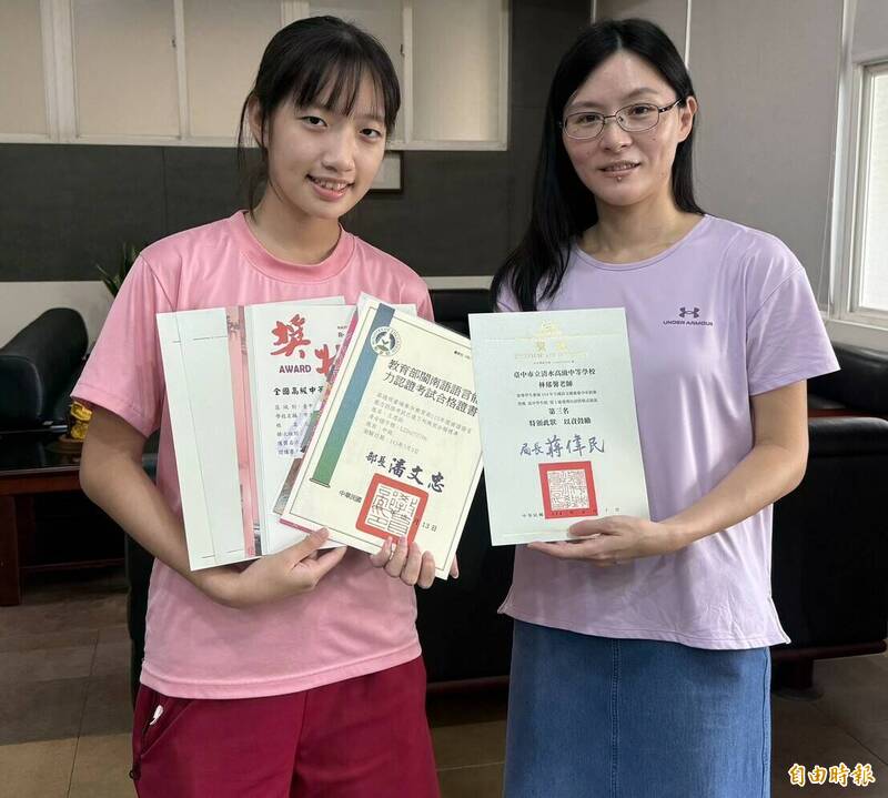 清水高中推廣本土語文教育 王思詒台語演說奪特優
