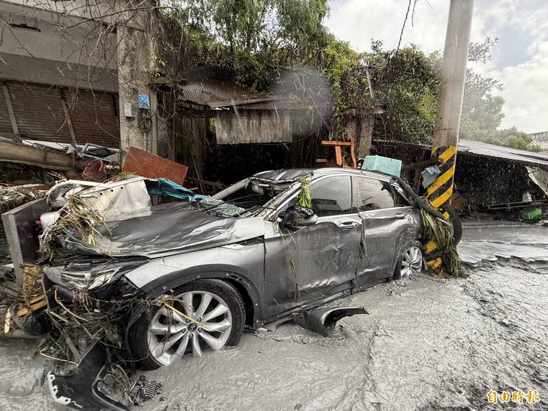 馬太鞍溪上游堰塞湖潰流，花蓮光復災情慘重。（記者王峻祺攝）