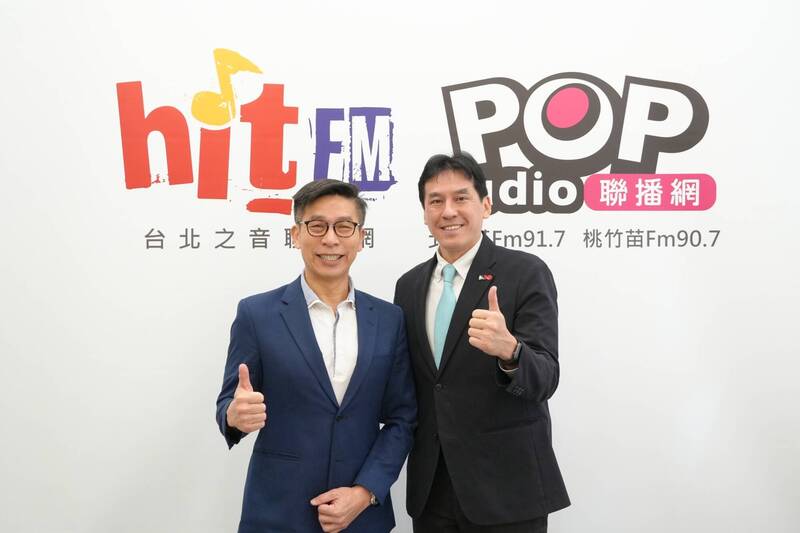 Re: [新聞] 群組截圖炸鍋 民進黨團：遺憾對話外流 萬