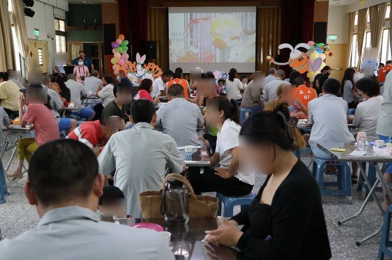 苗栗看守所辦中秋懇親 收容人與家屬共享佳節溫情