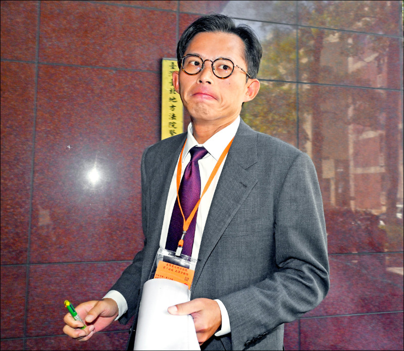 民眾黨主席黃國昌昨被媒體爆料，疑長期指揮狗仔團隊跟監、偷拍綠營政治人物。（資料照）