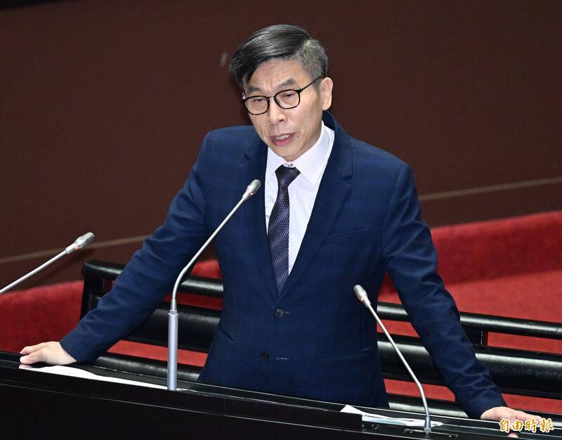 呼應經民連主張 鍾佳濱建議政府「先利民、再福國」