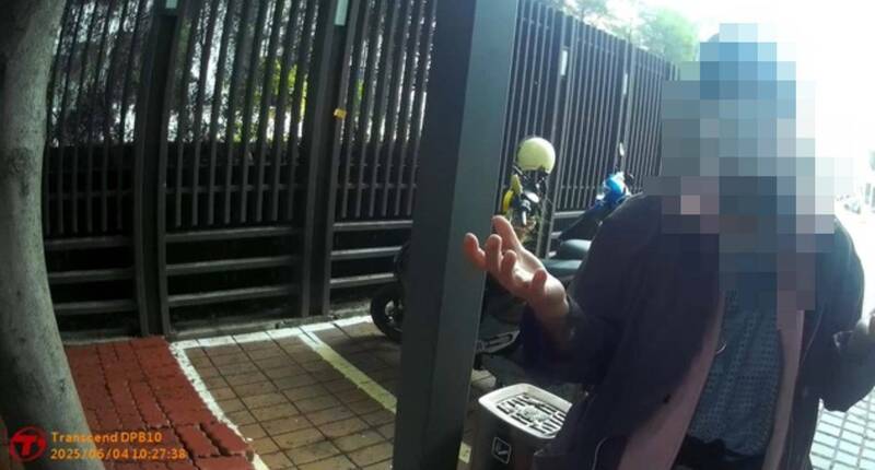 七旬阿嬤級車手膝蓋不好卻從台南趕到台中詐騙