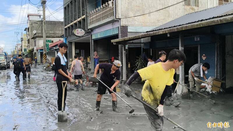 鏟子超人湧入光復 各項鏟泥密技大公開
