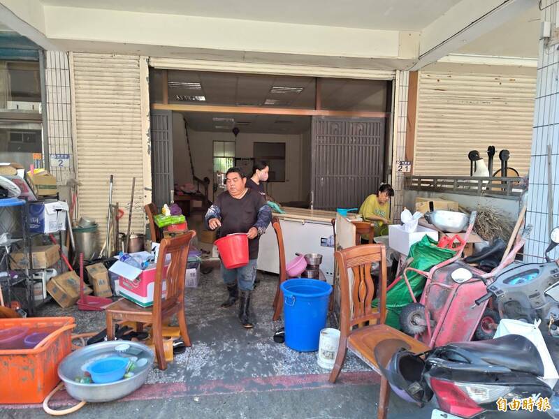 光復鄉清淤用水量大!台水:平常需4千噸、已加到逾6千噸