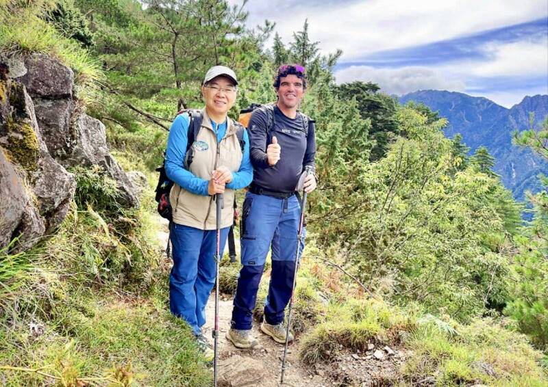 移民署隊長邱國志獨攀八仙山猝逝 專家：中高齡建議結伴登山