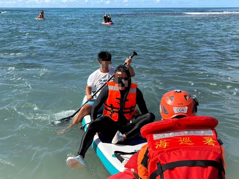 連假墾丁萬里桐驚魂 15浮潛客遭離岸流捲走