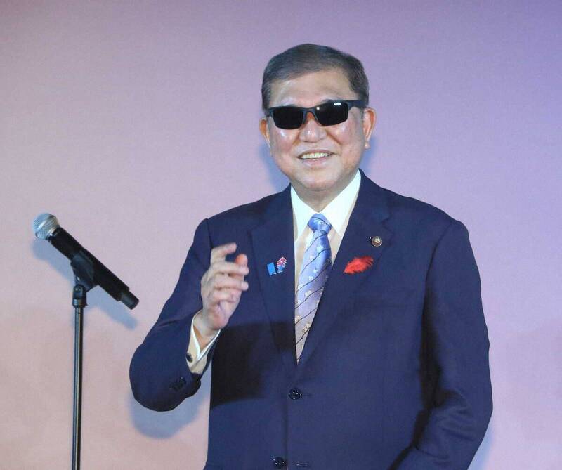 日首相石破茂獲「政治組眼鏡最佳配戴者」 視力1.0戴眼鏡原因曝