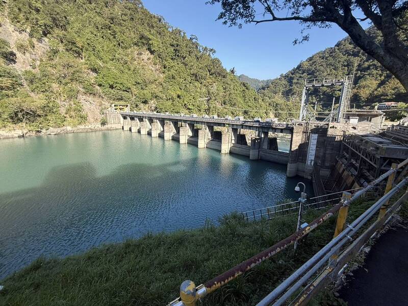 烏來男10/深夜騎機車離家失蹤 今晨堰堤壩旁尋獲遺體