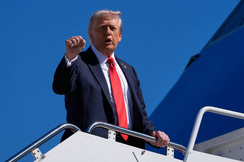 高市早苗有望成為日本第一位女首相，川普（見圖）PO文祝賀。（美聯社）