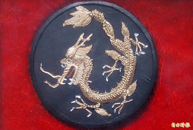 民俗專家廖大乙說，寒露這天正沖生肖屬龍的人。（記者陳鳳麗攝）