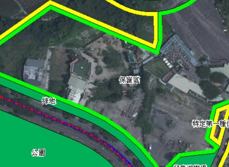 遭傾到廢瀝青的大坪頂保護區位置圖。（許采蓁提供）