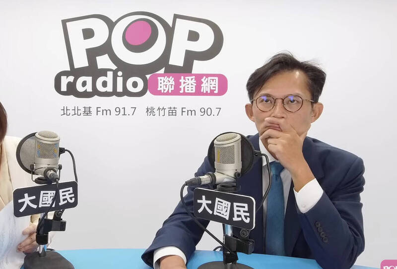 談結識謝幸恩源起 黃國昌批綠潑糞：我違反什麼法？