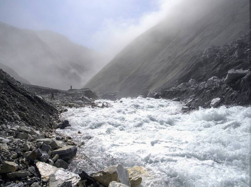 湍急的水流。（圖擷自張景淮（山獸）臉書）