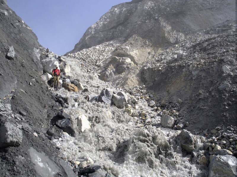 側邊支流。（圖擷自張景淮（山獸）臉書）