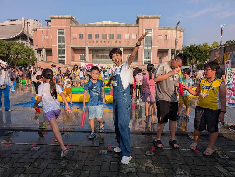 讓台南成為育兒友善城市 陳亭妃：8年前就提「教育十現美景」