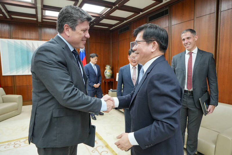巴拉圭工商部長接棒議長訪台 林佳龍：台巴情誼不斷深化
